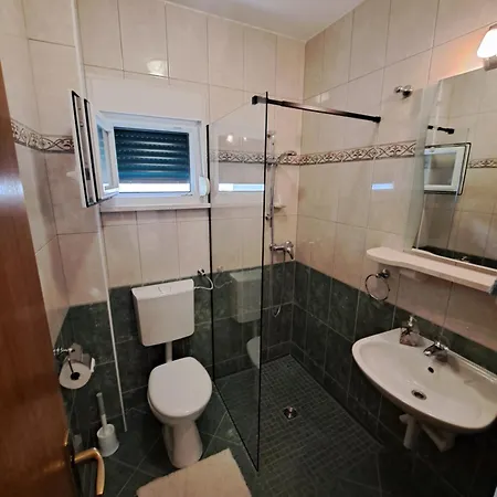 Apartment Olive - 2 Bedroom, 2 Bathroom, Balcony With Sea View